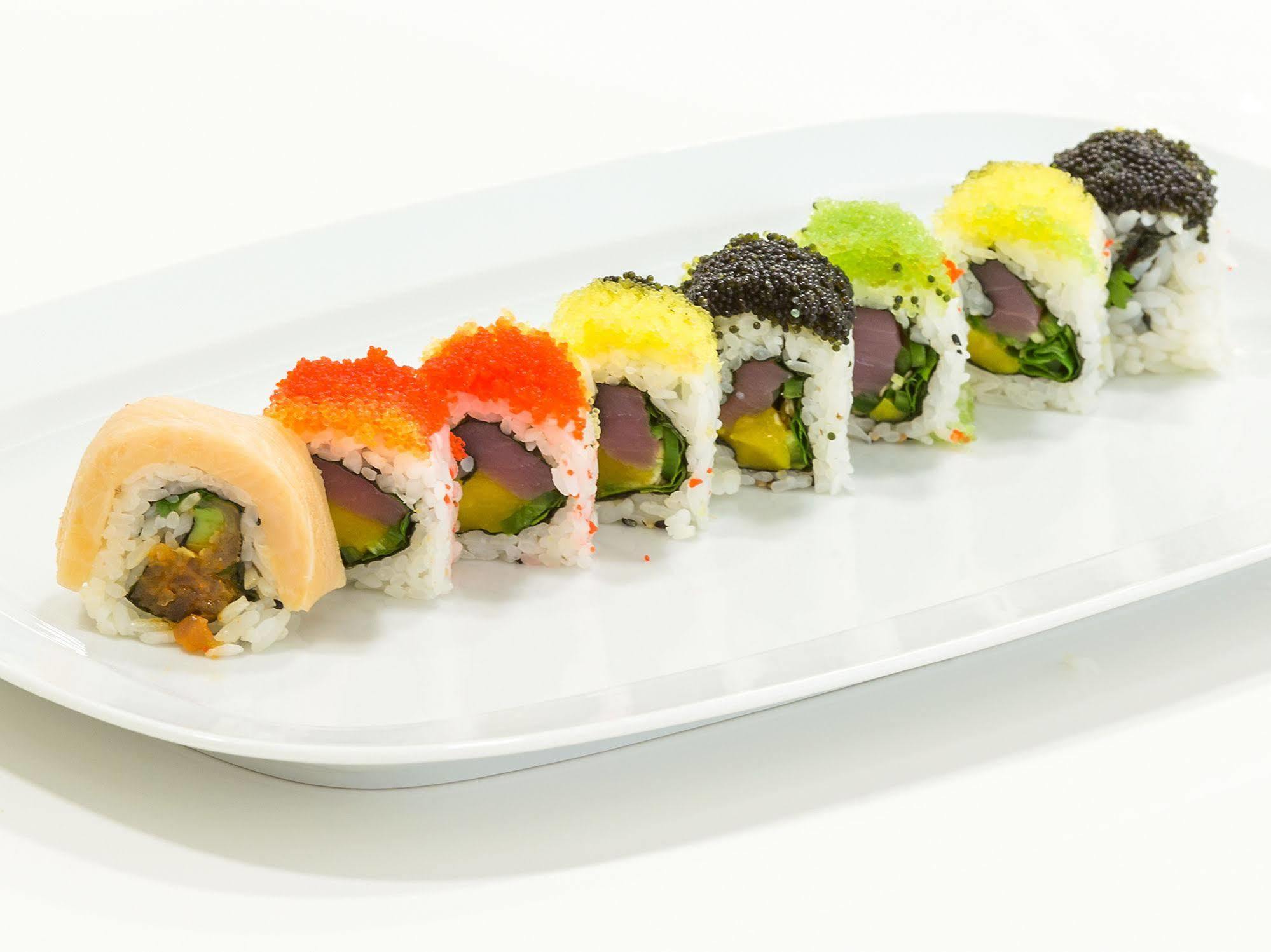 Merchants Crown Suites And Spa Прага Екстер'єр фото A sushi roll